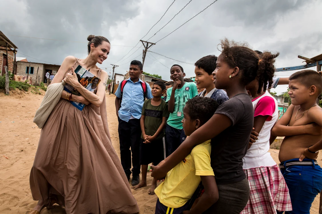 Jolie vrea să se concentreze pe cauze umanitare (Foto: GettyImages)
