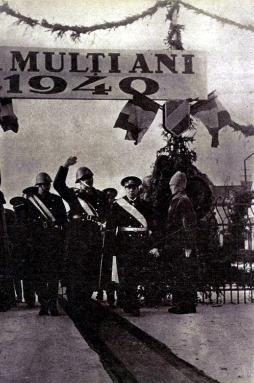 Regele Carol al II-lea de Anul Nou la Constanța (© „Realitatea ilustrată”, nr. 677, 9 ianuarie 1940)