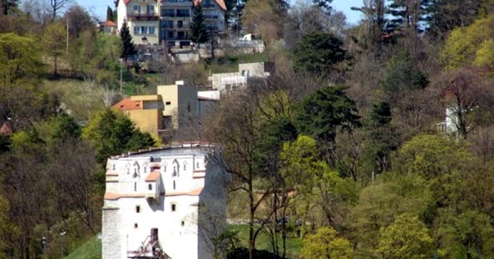 Turnul Alb este gazda mai multor ateliere de creaţie. FOTOArhivă.