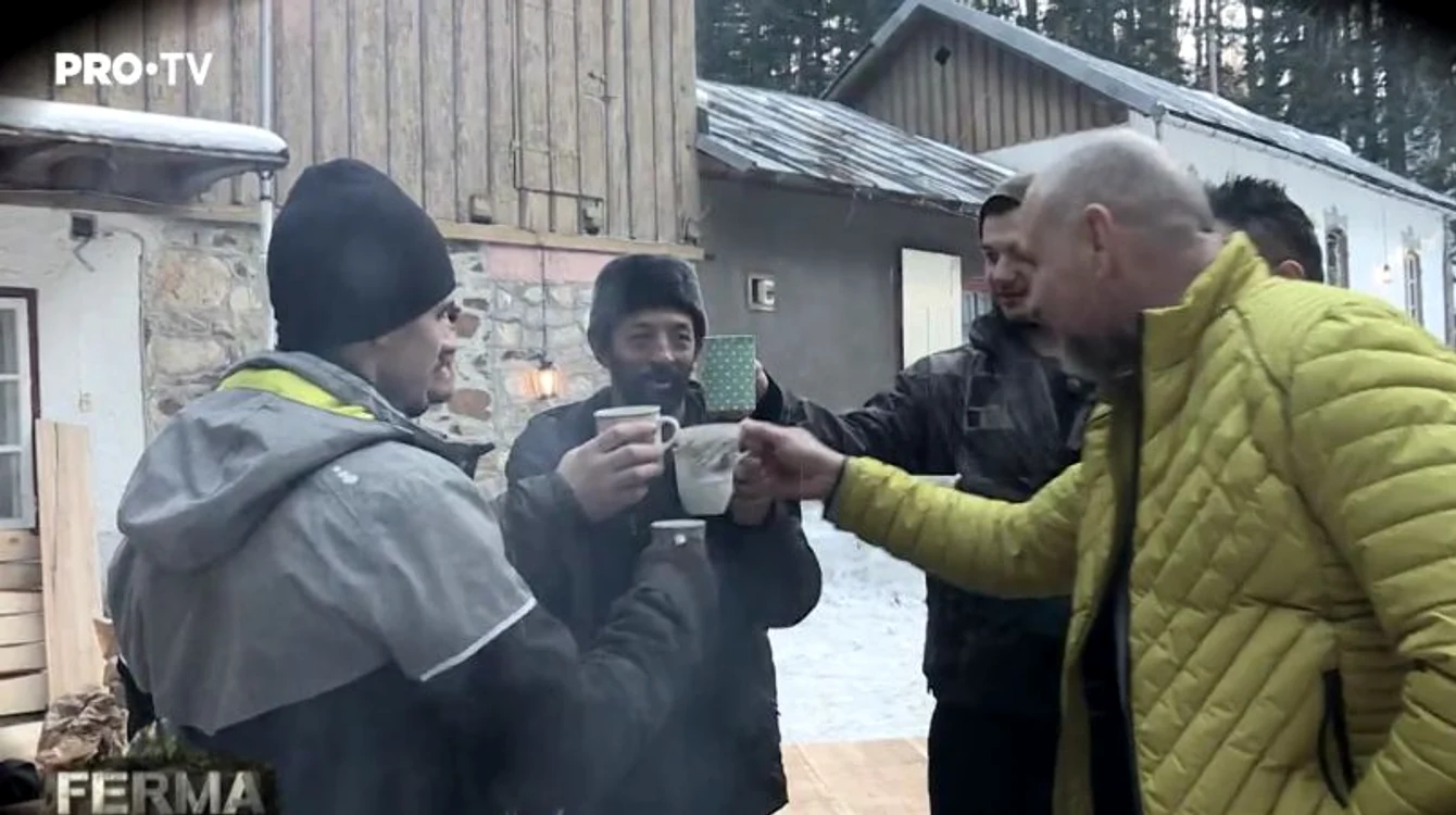 Echipa Ferma i-a organizat lui Kamara o petrecere cu ocazia zilei lui de naștere