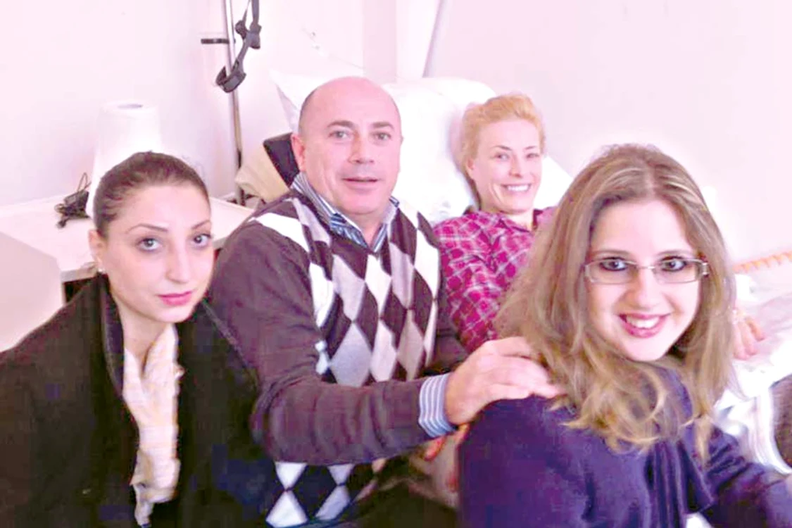 Cel de-al 13-lea sezon „Dansez  pentru tine” la care a participat  pentru cazul câştigătorului  George Boghian i-a purtat  ghinion actriţei Monica Davidescu.  De atunci, a rămas cu mari  probleme de sănătate