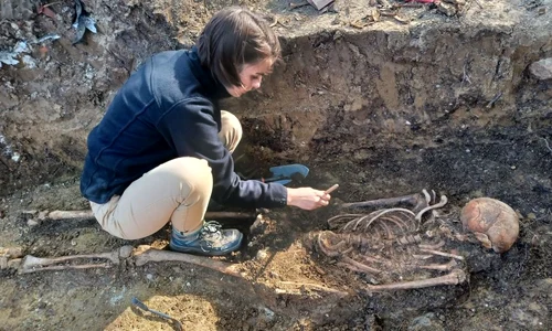 Morminte descoperite într o biserică medievală din Sălaj, distrusă de invaziile turcești din secolul al XVII lea  jpeg