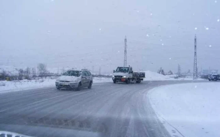 Pericol de formare a poleiului pe principalele drumuri FOTO Adevărul