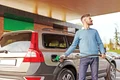 4 front carburanti poza mare jpg