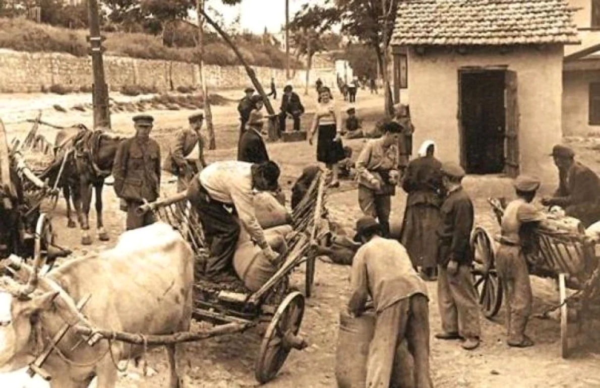 Refugiaţi din cauza foametei FOTO Arhiva Bibliotecii VA Urechia Galaţi jpeg