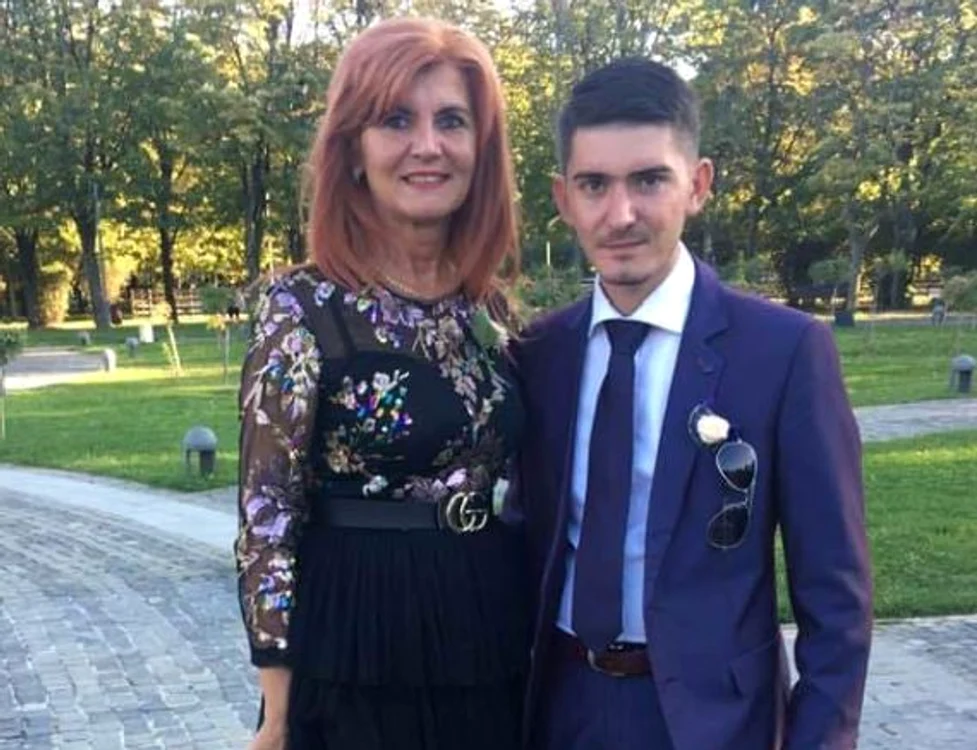
    Mama lui Rareș a venit de la Satu Mare la București pentru a fi alături de fiul eiFoto: arhivă personală  