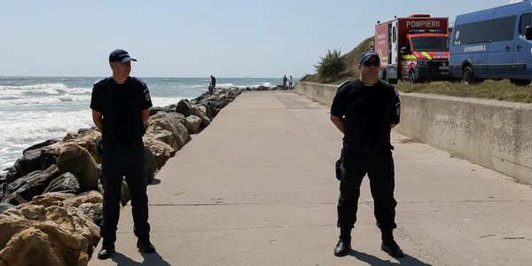 Explozie mină marina dig Costinesti pompieri jandarmi 14 august 2023 FOTO Inquam Photos Cosmin Dincă (1) jpg