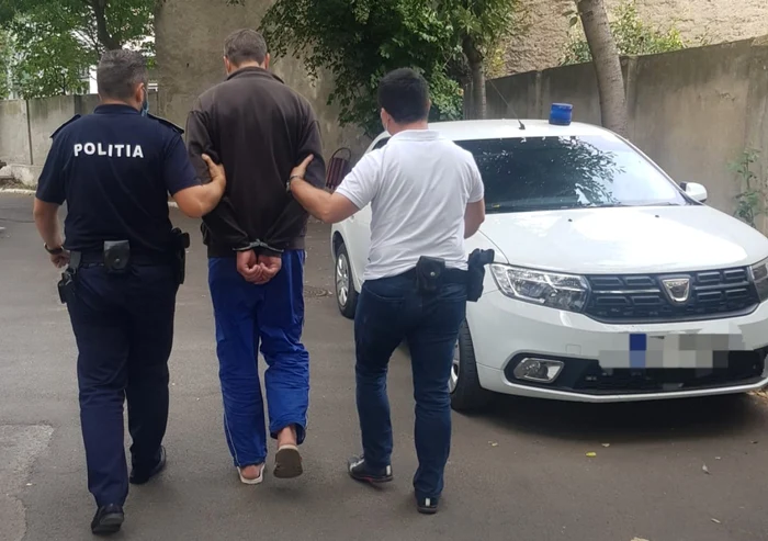 Agresorul a fost reținut de polițiști FOTO arhivă Adevărul