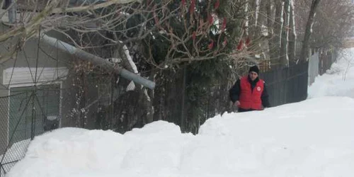 Judeţul Giurgiu a fost paralizat din cauza ninsorilor şi a viscolului