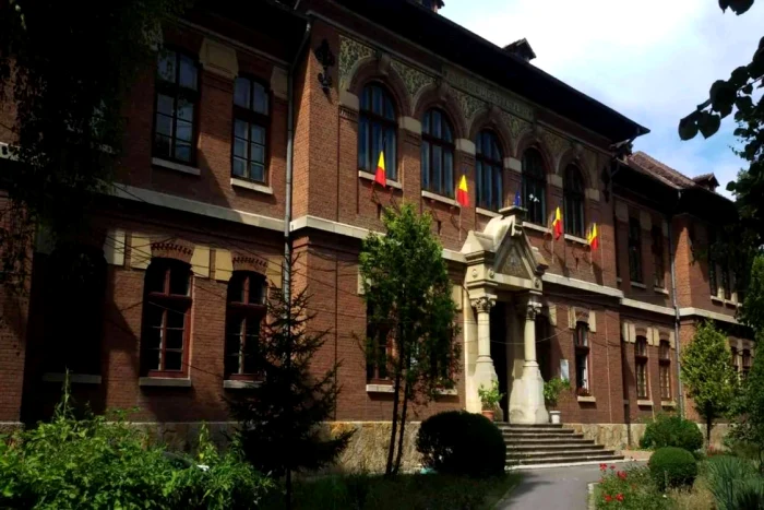 Colegiul I. C. Brătianu din Pitești