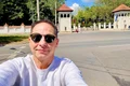 dan negru instagram jpg