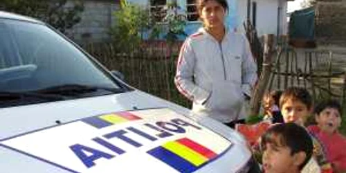 Mama lui Ionuţ spune că nu ea l-a lovit pe copil