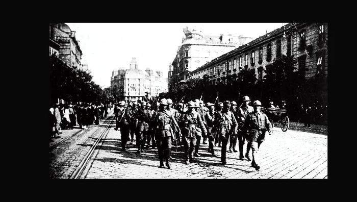 Armata română în Budapesta FOTO historia.ro