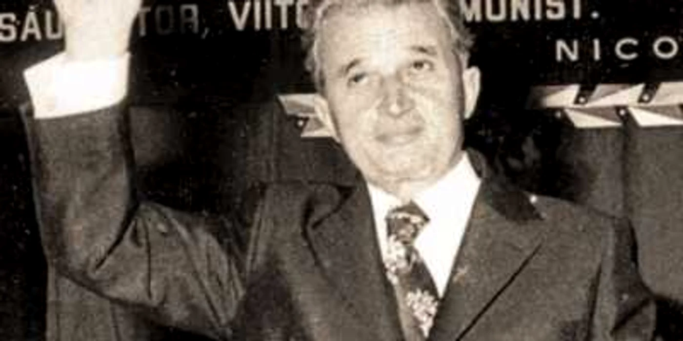 Nicolae Ceauşescu a fost judecat şi condamnat la moarte la 25 decembrie 1989