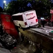 O stradă s a prăbușit în Mexic Foto X jpg