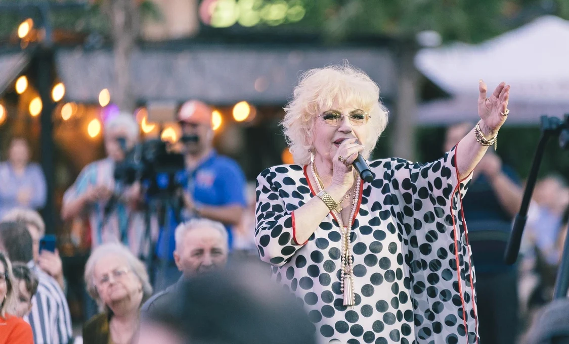 Interpreta de muzică ușoară, Corina Chiriac FOTO Arhivă