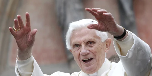 Papa Benedict FOTO Reuters