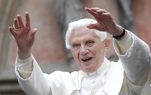 Papa Benedict FOTO Reuters