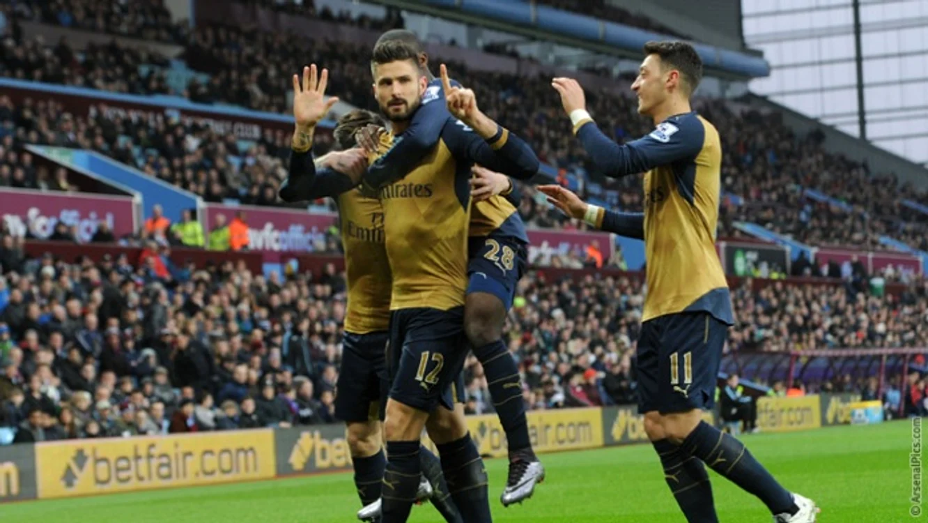 Giroud s-a luat la bătaie cu Veratii în PSG - Arsenal, scor 1-1, şi ambii au fost eliminaţi. Pentru ambele echipe urmează însă două meciuri aparent uşoare, la Ludogoreţ, respectiv acasă cu Basel, care ar trebuie rezolvate şi fără ei