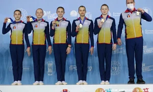 gimnastica junioare campioane jpeg