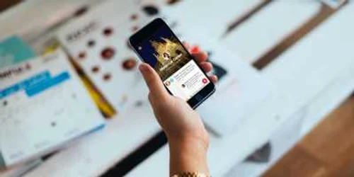 Aplicaţia Public Square 