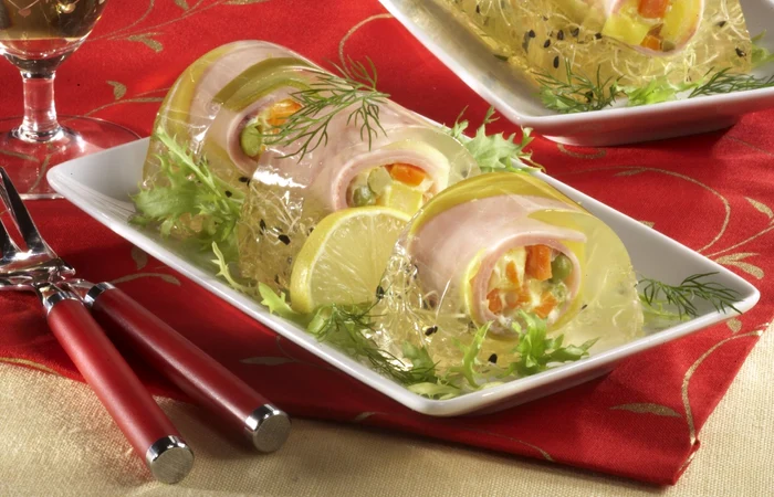 Ruladă în aspic