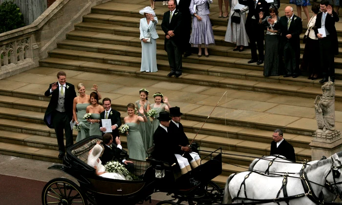 gettyimages 81130106 bride and groom autumn kelly and peter phillips jpg jpeg