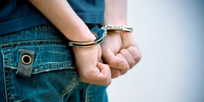 Maini adolescent cu catuse FOTO Getty Images Plus jpg