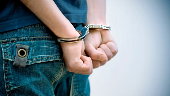 Maini adolescent cu catuse FOTO Getty Images Plus jpg