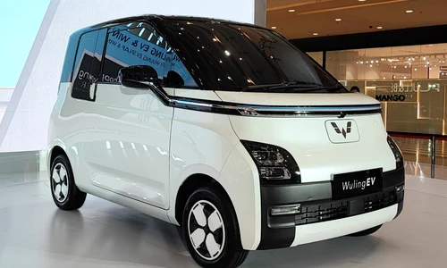p 7 Automobil electric Wuling WC jpg