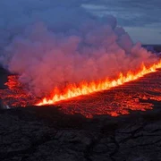 Un vulcan a erupt in Islanda foto Profimedia