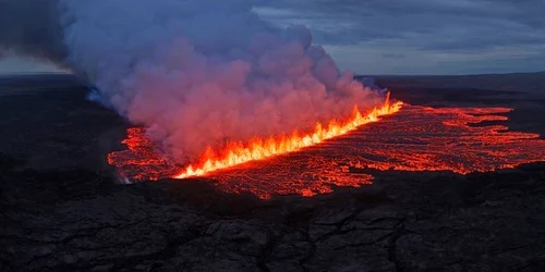 Un vulcan a erupt in Islanda foto Profimedia