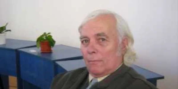 Romeo Ghioc (sursa foto: Biblioteca Judeţeană Panait Cerna)