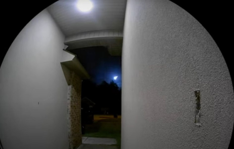 O minge de foc imensă pe cer a creat panică în America. Oamenii au vorbit chiar de „Armaghedon“ VIDEO