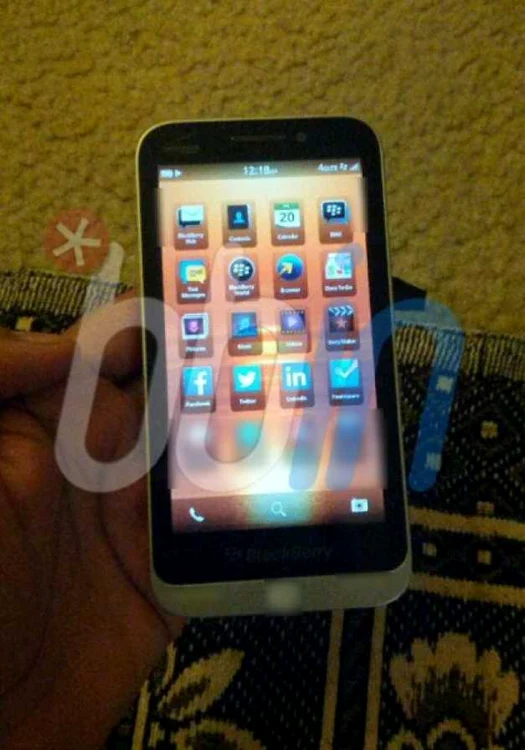 blackberry nou