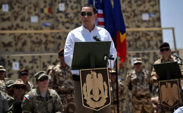 Premierul Victor Ponta, la Kandahar (Afganistan), duminică, 29 iunie FOTO gov.ro