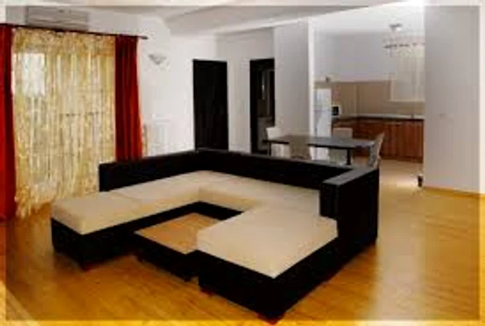 
    Vrei să te muţi? Click! descrie cele mai căutate proiecte de case cu 3 camere. Găseşte-l pe cel care ţi se potriveştefoto: apartament.topestate.ro  