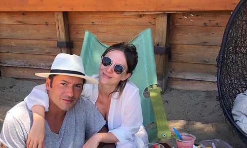 Adela Popescu Radu Valcan Grecia Skiatos (1) jpeg