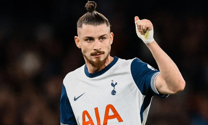 Vești excelente pentru România: Radu Drăgușin s-a antrenat cu echipa națională, înaintea meciului cu San Marino