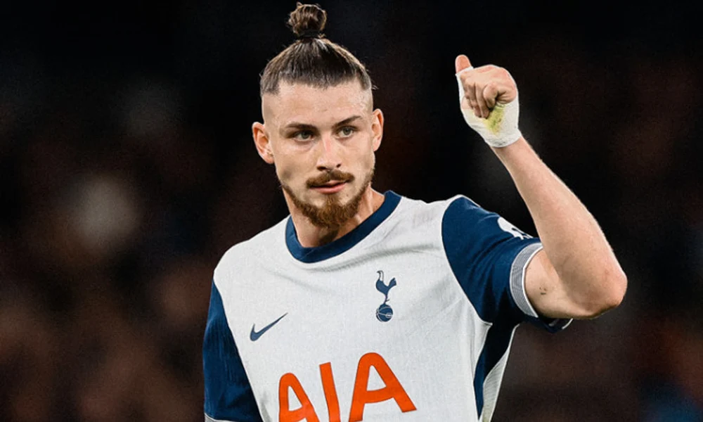 Vești excelente pentru România: Radu Drăgușin s-a antrenat cu echipa națională, înaintea meciului cu San Marino