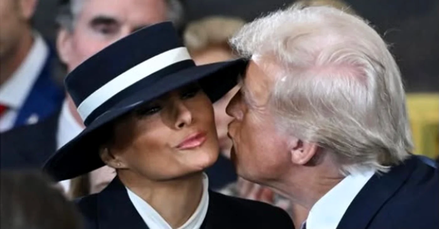 Melaniși Donald Trump, sărut de fațadă pe sub pălărie foto: Instagram