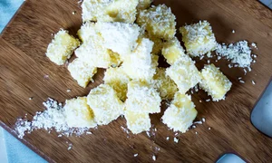 Ananas cu bezea si ciocolata alba jpeg