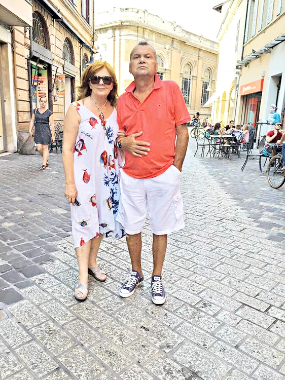 Cornel și Cornelia petrec concediul în Italia, la Ravena