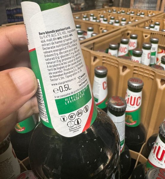 Peste 1,8 milioane de sticle de bere, retrase de pe piață și distruse. Ce abateri au fost găsite