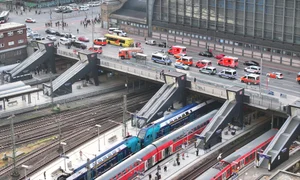 Atac cu cuțitul la gara centrală din Hamburg FOTO EPA EFE jpg