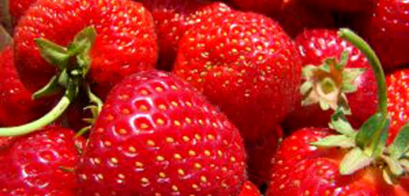 Căpşunele şi-au păstrat poziţia de lider într-un clasament american al nivelurilor de pesticide