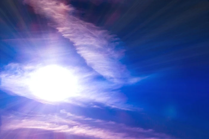 Specialiștii anunță o lună noiembrie neobișnuit de caldă. Foto: Pixabay