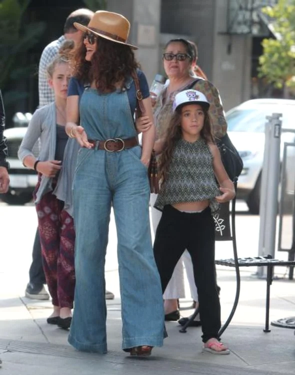 salmahayek jpeg