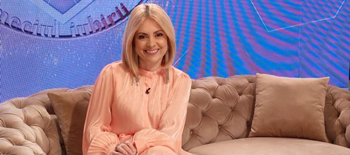 Simona Gherghe prezintă Mireasa: Meciul Iubirii foto: Antena 1