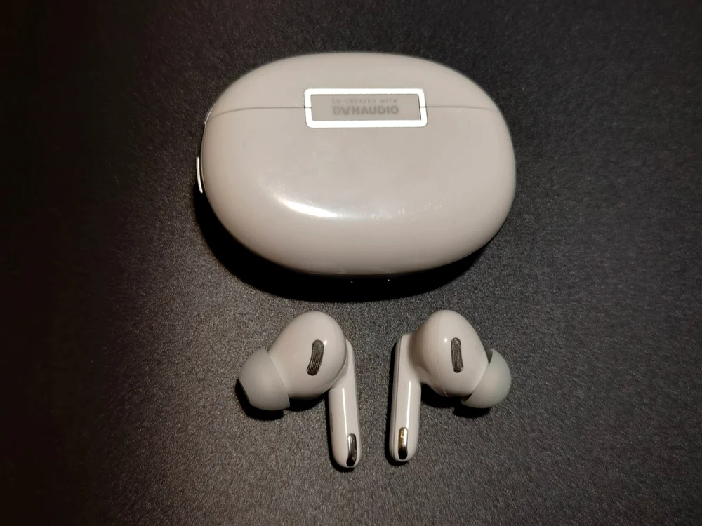 Caşti wireless Oppo Enco X. FOTO Adrian Pogîngeanu